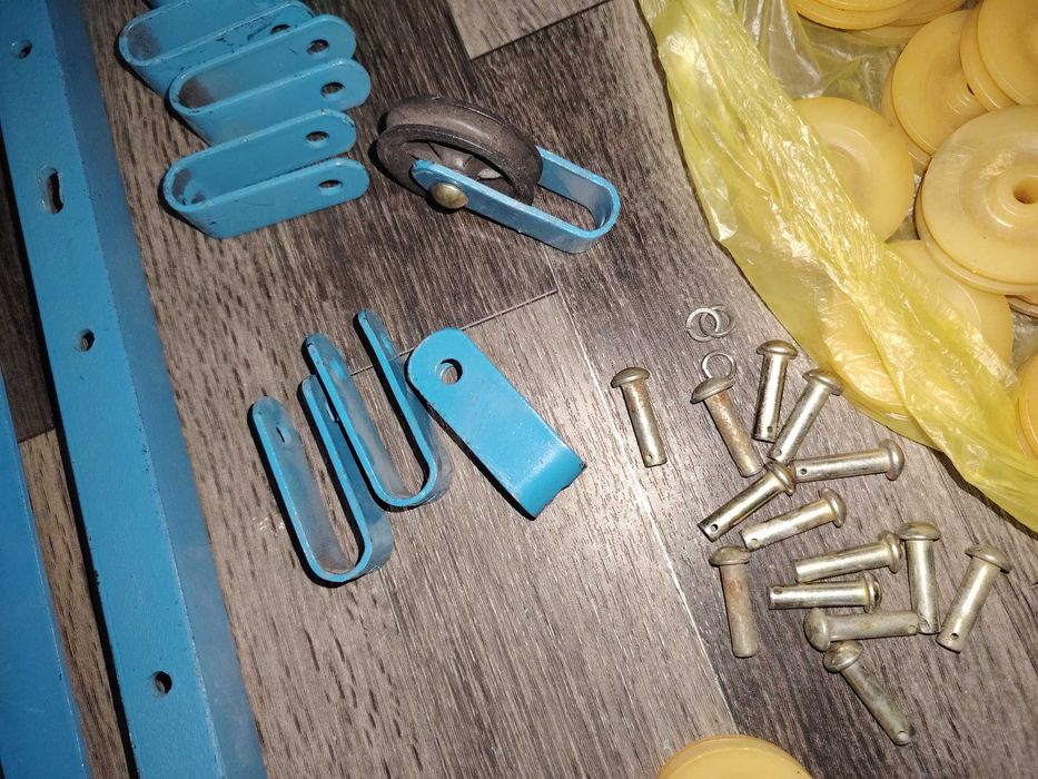 ролики бельевые уголки для сушилки за окном ссср