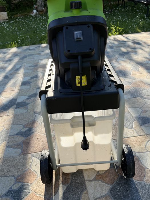 Електрическа градинска дробилка Fieldmann – 2500W