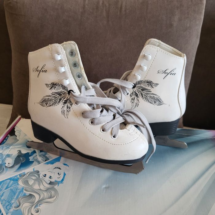 Продам детские коньки