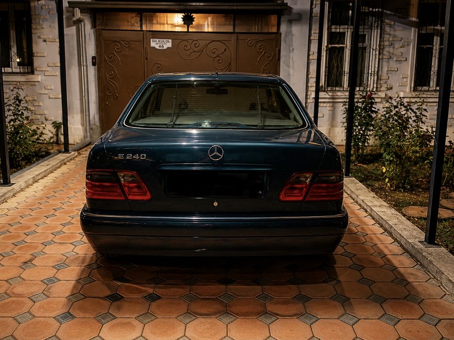 Продам Mercedes-Benz W210