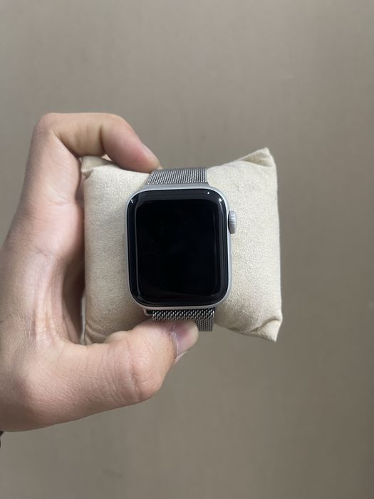 Apple Watch SE 40 mm без коробки