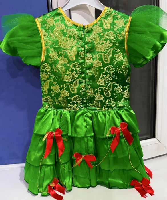 НОВОЕ платье ЕЛОЧКИ размер 30