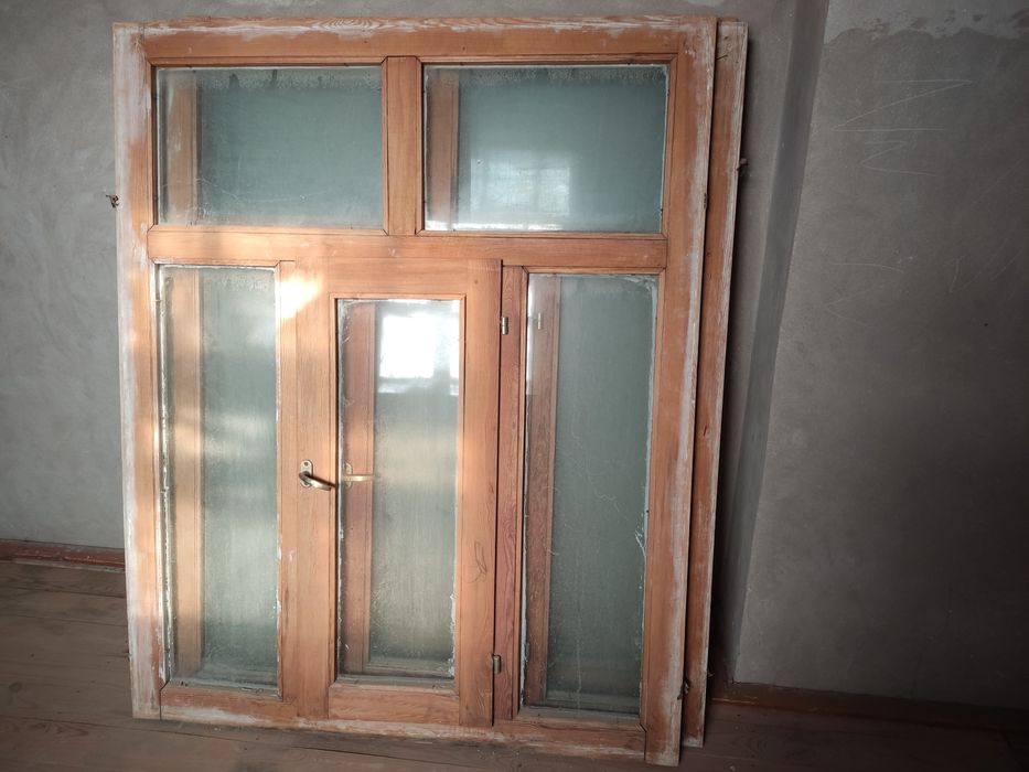 Oynalar sotiladi. 4 donasi bor.Go'rib olib getavarasiz. Xiva shaharda.