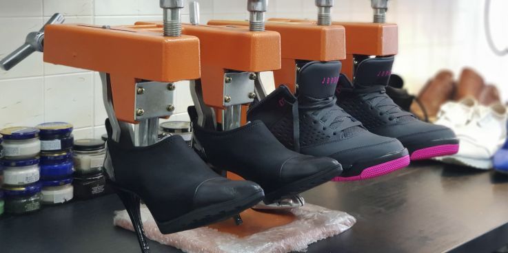 Professional oyoq kiyim kengaytirish:Sevimli poyabzalingizni tashlamag