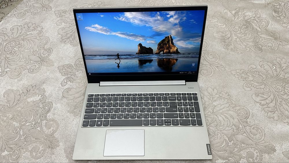 Продам ноутбук Lenovo IdeaPad S340-15API