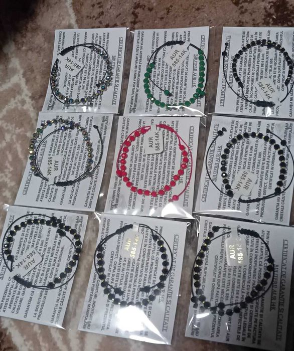 Vand bratara cu o biluță de aur