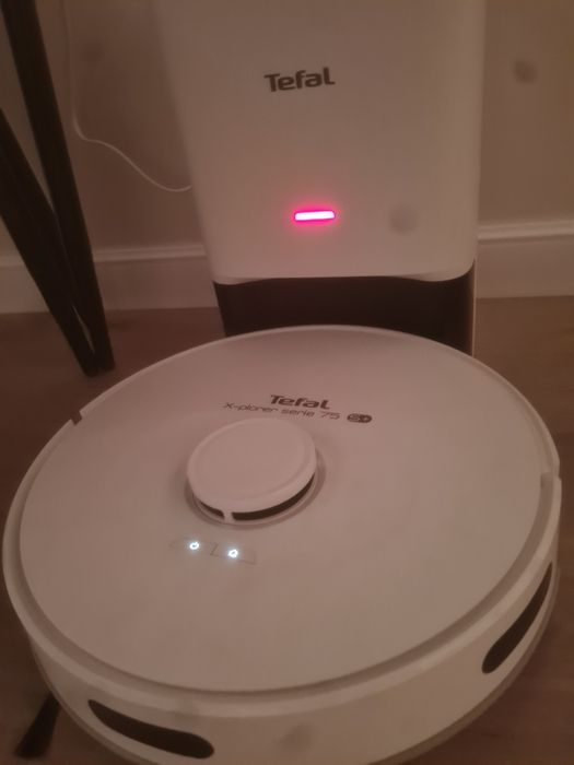 Робот пылесос  продается