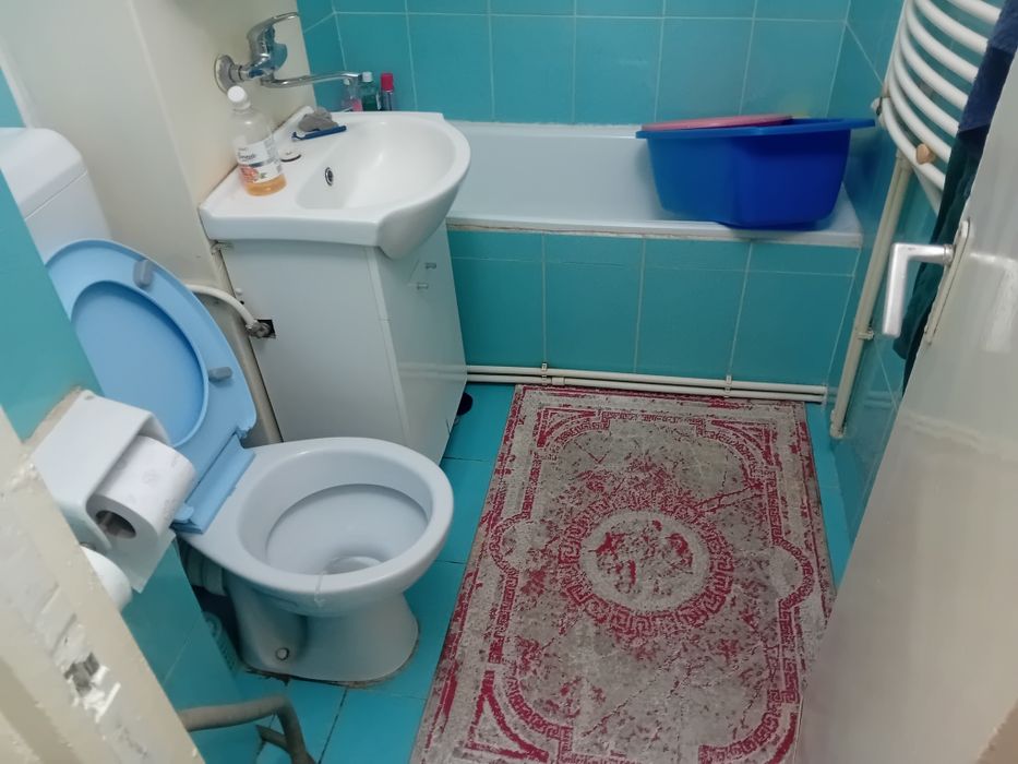 Garsoniera mare 34mp Darmanesti etaj 3 renovata centrala balcon