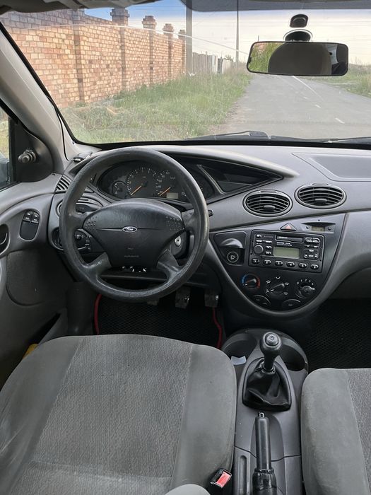 Форд фокус 2000г