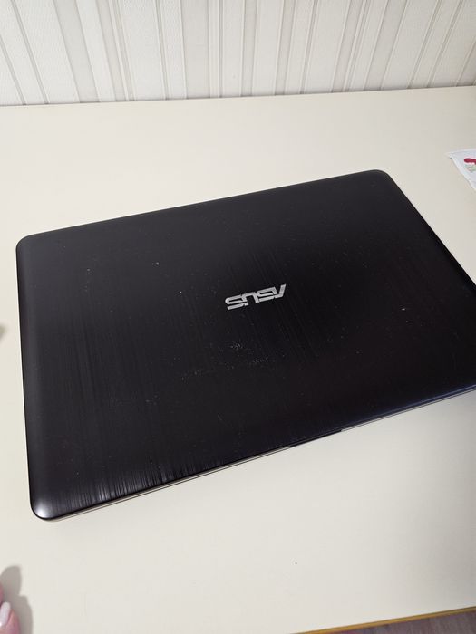 Продам ноутбук в отличном состоянии