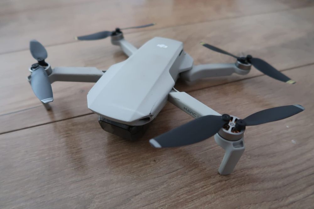 Drona Dji mavic mini