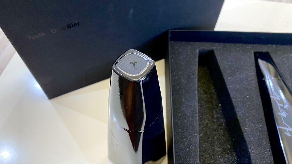 Лимитированная коллекция от TESLA