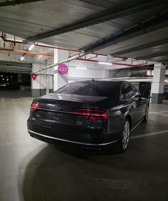 Audi A8 Accept schimburi