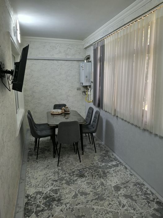 Продаётся 3х ком. квартира 77 серия в городе Янгиюль.