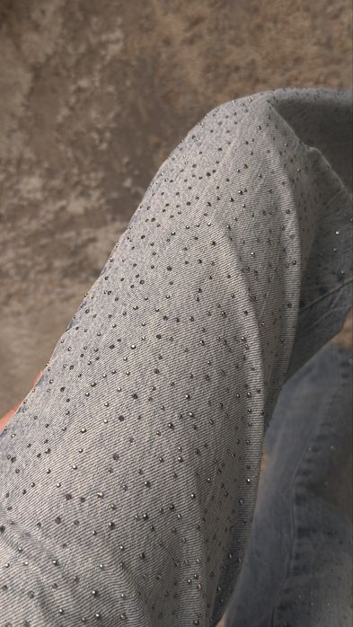 Джинсы со стразами