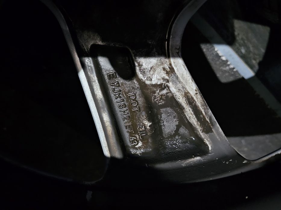 Jante originale Audi R18 + Anvelope iarna 235 55 18 dot 3124