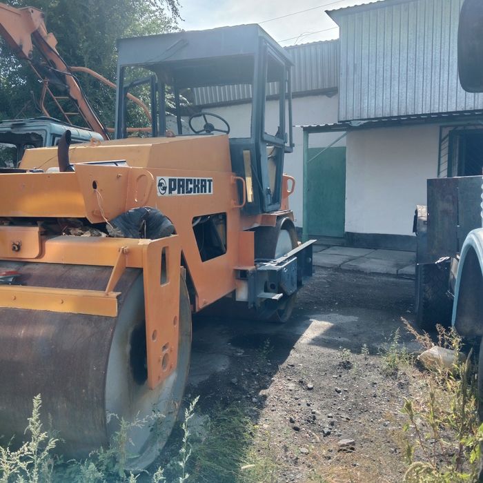 Продам КамАЗ водовоз МАЗ  Длиномер каток 10т