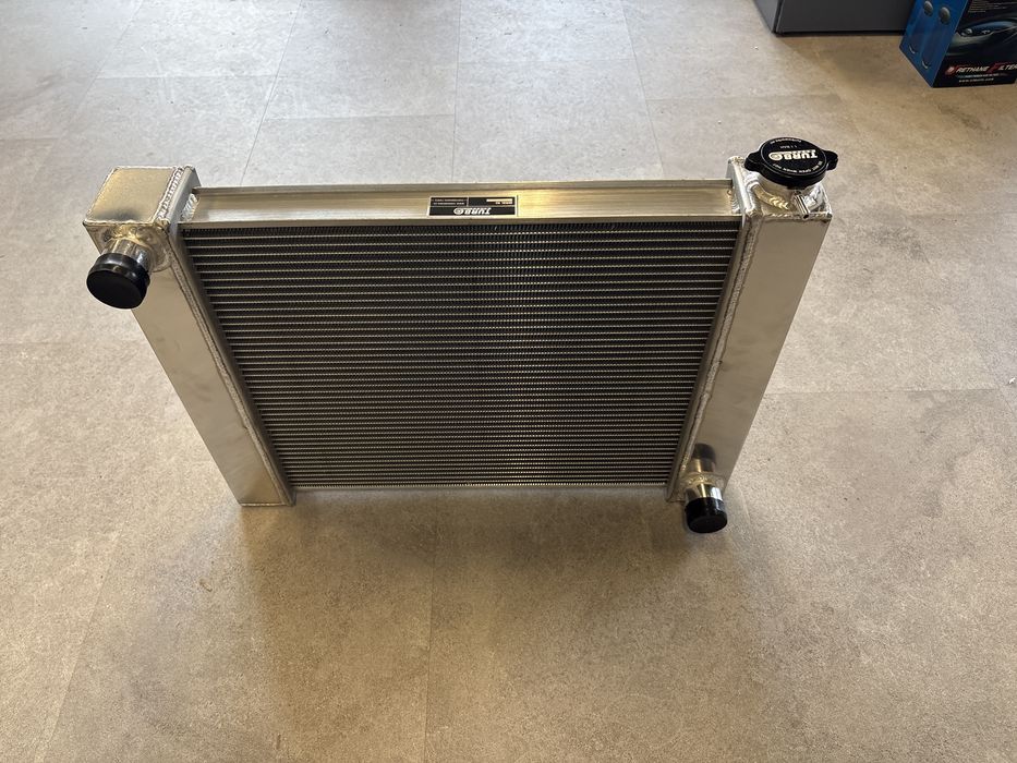 Тунинг алуминиев воден радиатор Turboworks MG-en-098