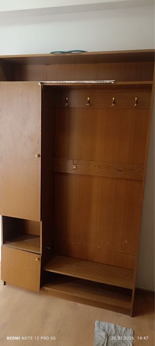 Продам прихожку и шкаф