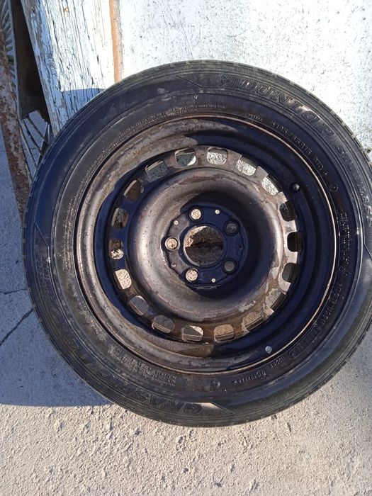 Автошина с металическим диском