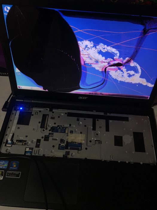 Acer v5 571 ноутбук  запчастга сотилади