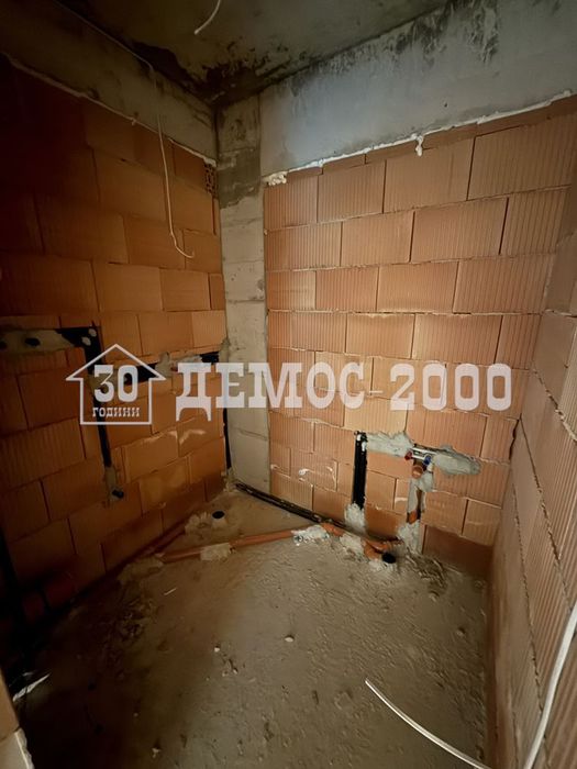 Продава се Двустаен апартамент в Варна, Виница - 54 кв.м за 1288 €/кв.м - Снимка #2