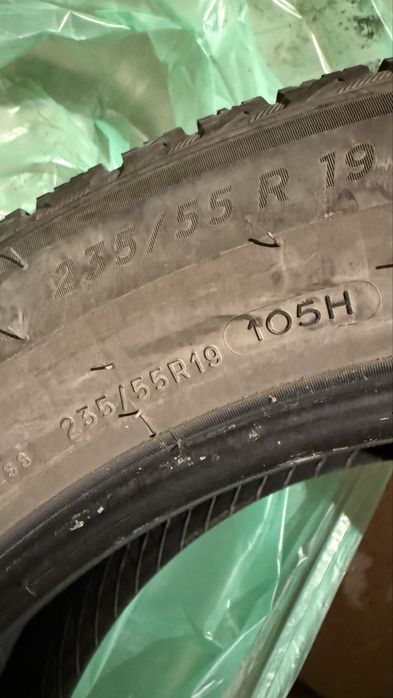 мишлен зима 235,55,19