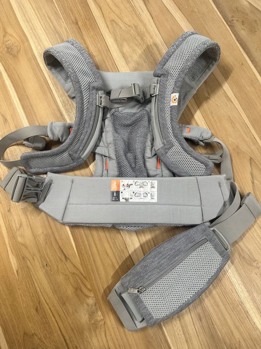 Ергономична раница ergobaby Aerloom