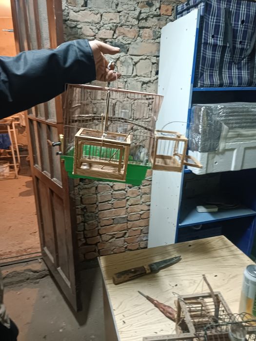 Продам клетки лавушки периноски