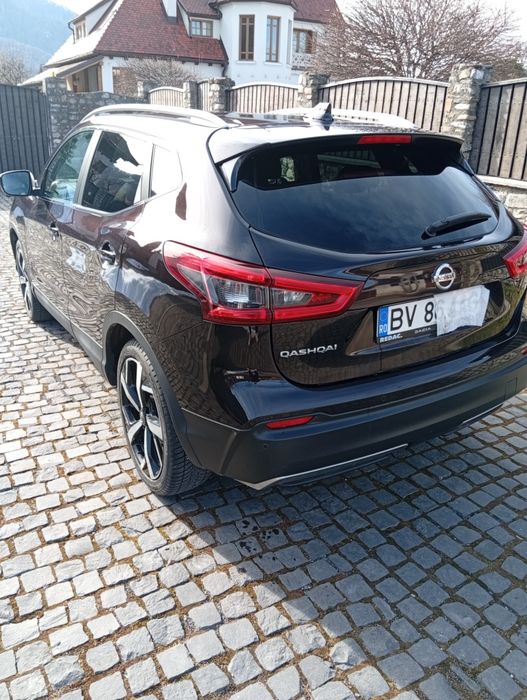 Vand Nissan Qashqai  76837 km Dig-Tekna 1.2 Benzina  115 Cp  Automat