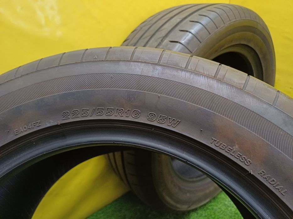 Шины 225/55 R16 Bridgestone пара.