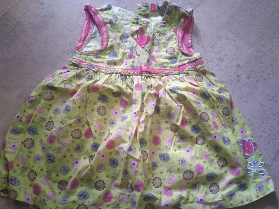 Продавам роклички за момиче 4-5г. купувани от Френската Ривиера