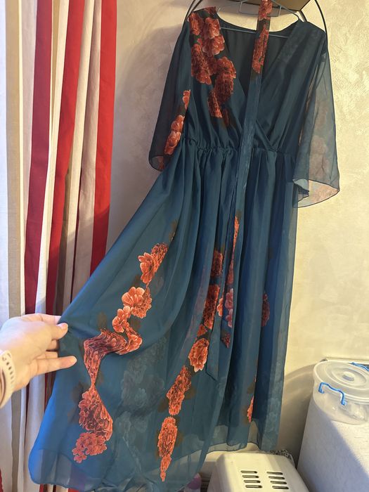 Rochie eleganta in stare perfecta