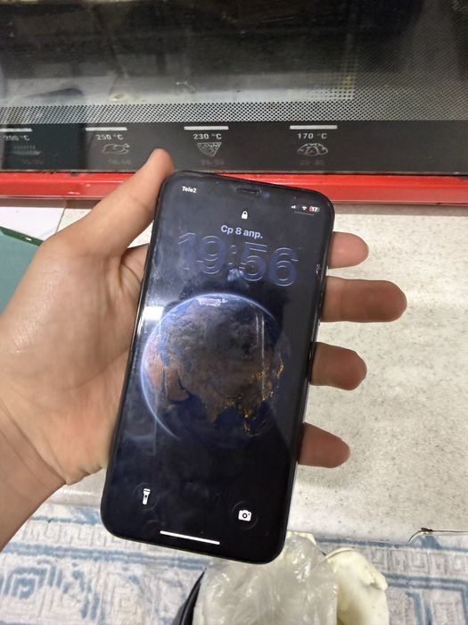 Айфон 11 про продам