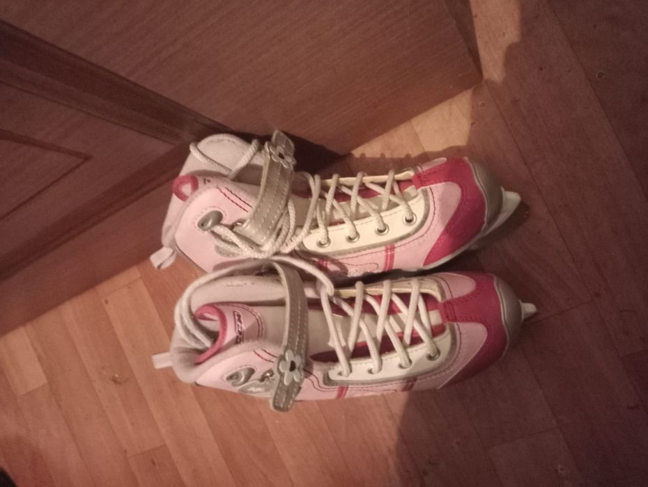 Продам детские коньки