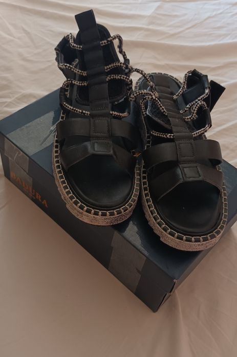 Sandale marime 39