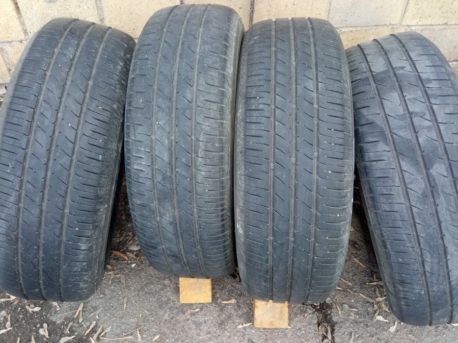 Щины TOYO 185/60/15 б/у