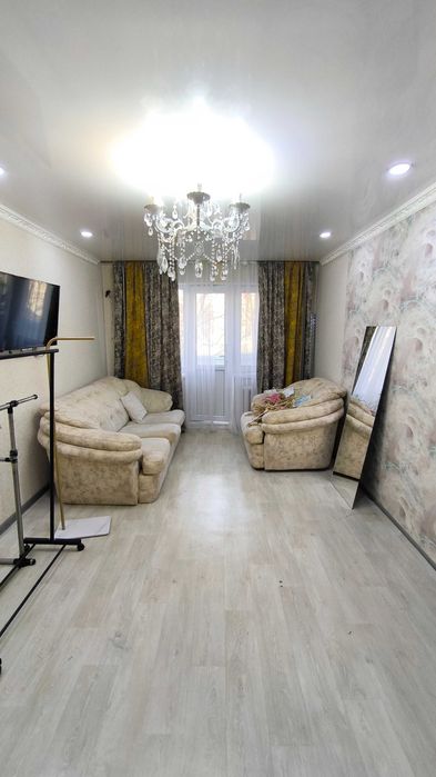 Продаётся 2-комнатная квартира с ремонтом на КАЛДАЯКОВА - ВЕНЕЦИЯ.