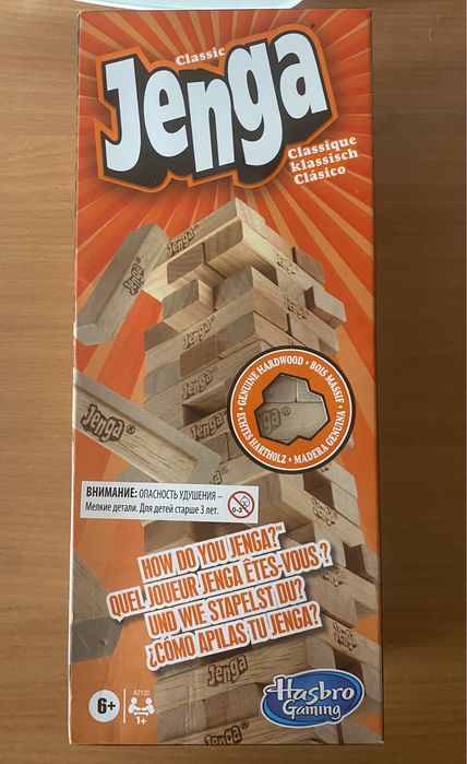 Настольная игра Jenga.