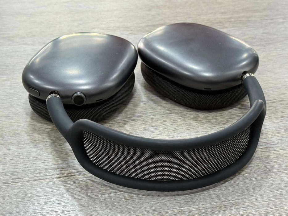 Apple AirPods Max – Space Gray