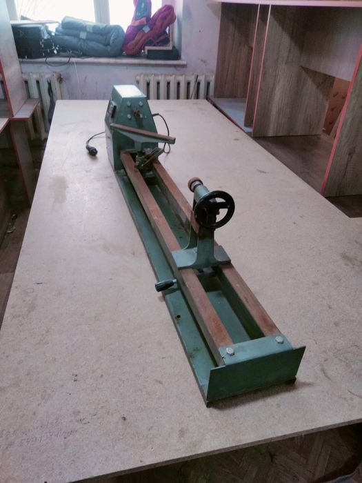 Токарный станок по дереву