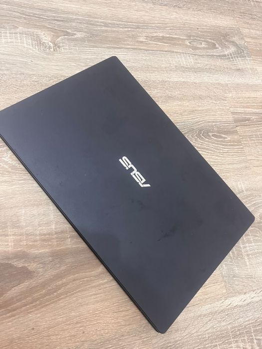 Ноутбук ASUS E510K — 8 ГБ RAM, Intel Pentium Silver N6000