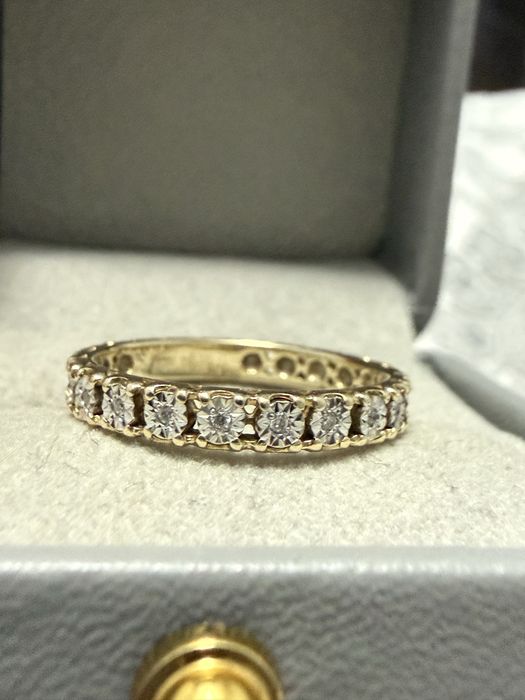 Бриллиантовое кольцо