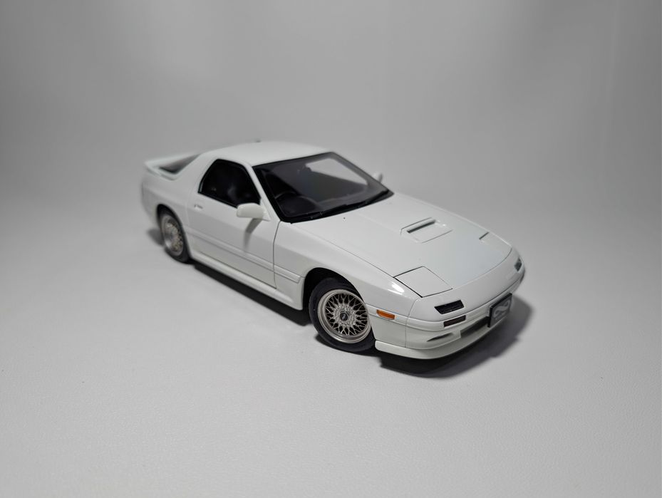 Macheta WhelArt 1:18, Mazda Savanna RX-7