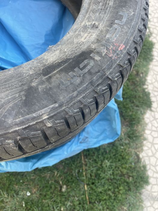 Cauciucuri nokian 215 65 16