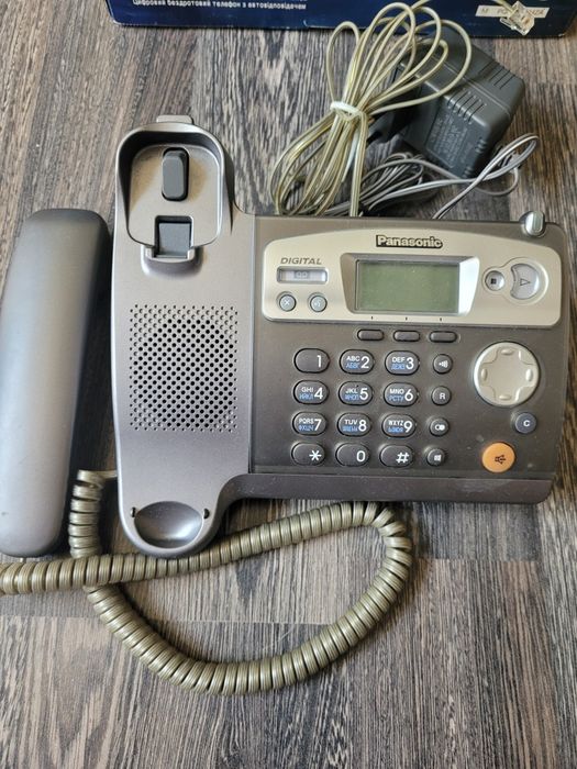 Продам домашний телефон Panasonic