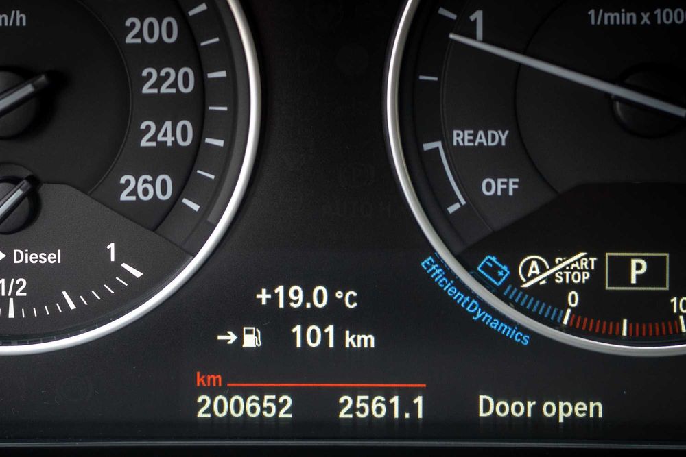 BMW X1 sDrive18d -  Diesel Euro 6d , dotari Premium, Impozit mic