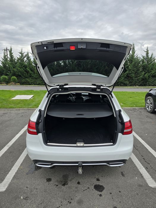 Mercedes C250d 4Matic (4x4) 204CP, Carte Service, 7G-Tronic, Km reali