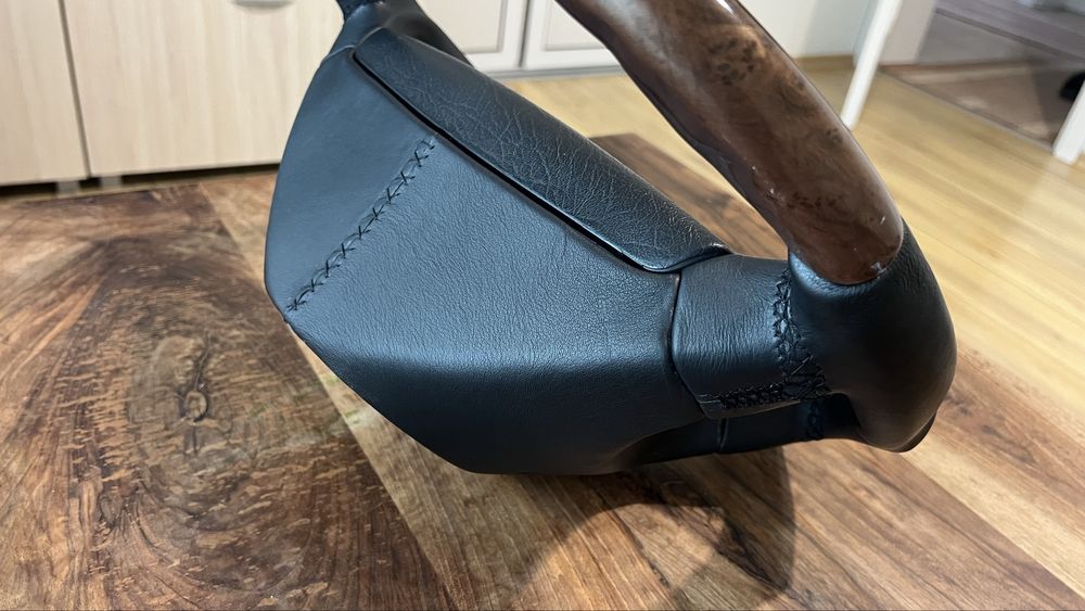 Волан mercedes 124 .140 .190