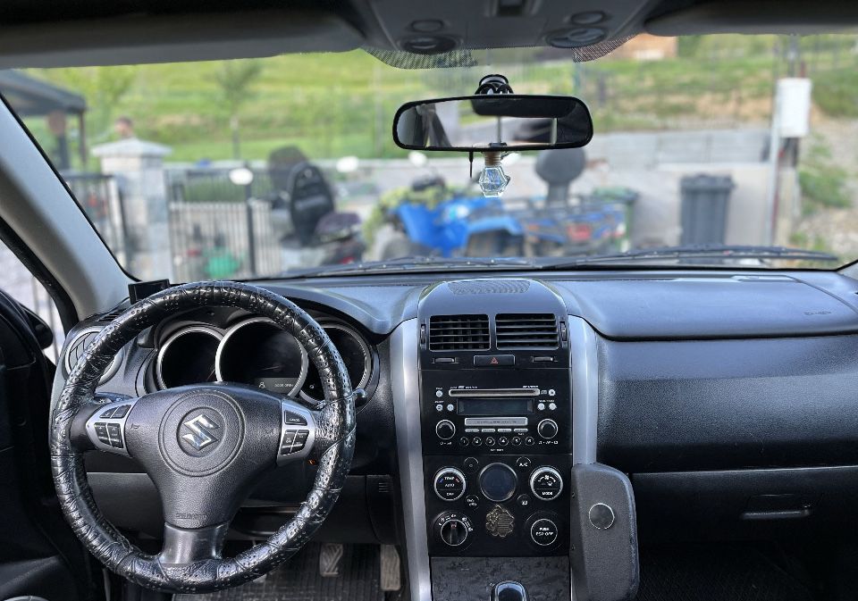 SUZUKI Grand Vitara 2010 — imagine 4